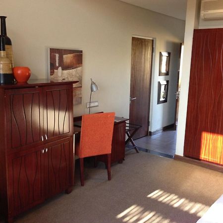 Maropeng Boutique Hotel Magaliesburg Oda fotoğraf
