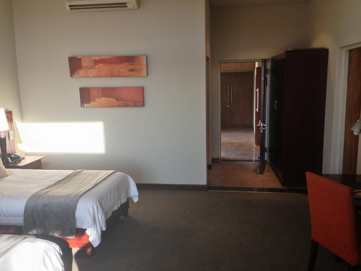 Maropeng Boutique Hotel Magaliesburg Dış mekan fotoğraf